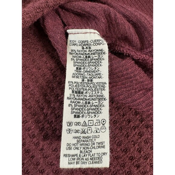 We The Free Women Top Burgundy Waffle Knit Thermal Raw Hem Long Sleeve V Neck M - Picture 7 of 8